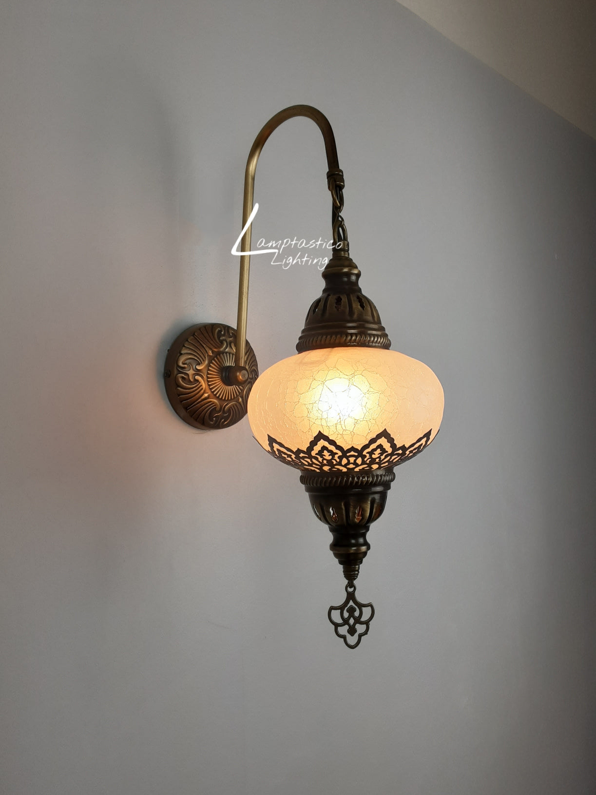 Turkish Crackle White Glass Single Round Wall Light